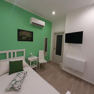 Private Bathroom Single Room